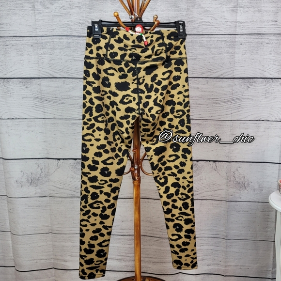 [NEW] High Waist Tan Leopard Print Leggings - Picture 11 of 16
